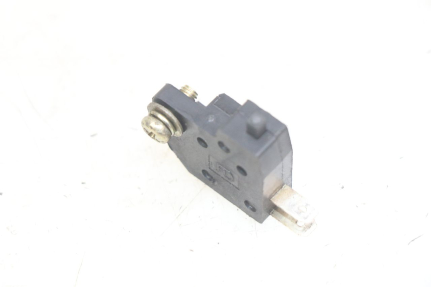 photo de RIGHT BRAKE LIGHT SWITCH PEUGEOT DJANGO 4T 50 (2014 - 2019)
