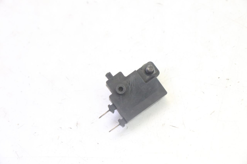 photo de RIGHT BRAKE LIGHT SWITCH HONDA FES S-WING SWING ABS 125 (2007 - 2015)