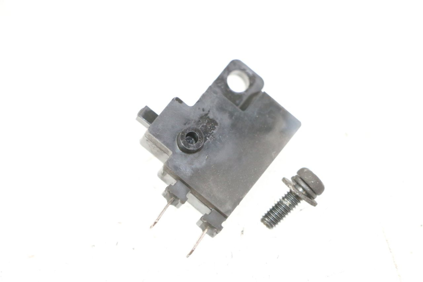 photo de RIGHT BRAKE LIGHT SWITCH HONDA FES S-WING SWING ABS 125 (2007 - 2015)