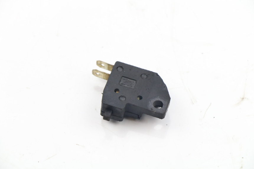 photo de RIGHT STOP LIGHT SWITCH SYM FIDDLE 125 (2008 - 2010)