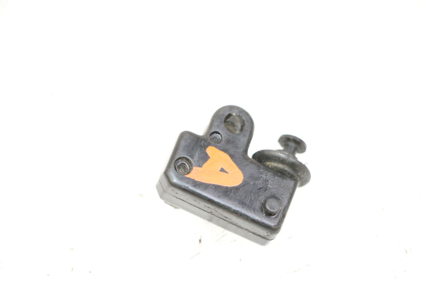 photo de RIGHT STOP LIGHT SWITCH YAMAHA FJ 36Y 1100 (1984 - 1985)
