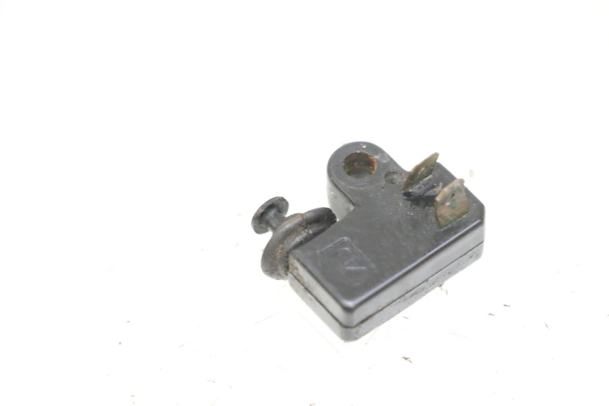 photo de RIGHT STOP LIGHT SWITCH YAMAHA FJ 36Y 1100 (1984 - 1985)