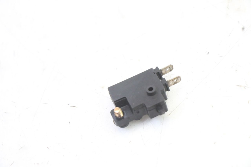 photo de RIGHT STOP LIGHT SWITCH YAMAHA FZ6 FAZER S2 600 (2007 - 2011)
