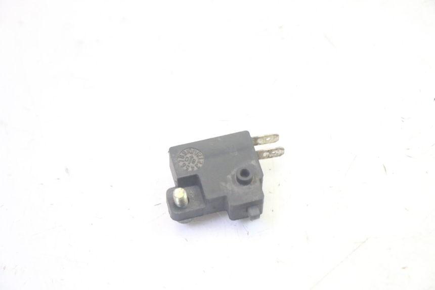 photo de RIGHT STOP LIGHT SWITCH SYM GTS EVO 125 (2009 - 2013) - Alternative perspective