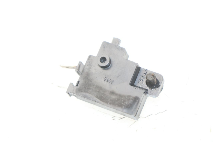 photo de RIGHT STOP LIGHT SWITCH HONDA CBR 919 RR FIREBLADE 900 (1998 - 1999)