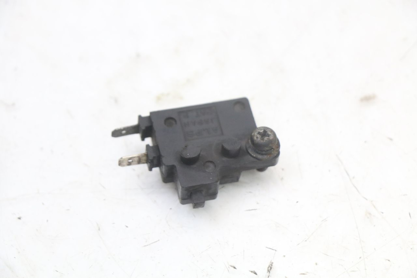 photo de RIGHT STOP LIGHT SWITCH HONDA CBR F 1000 (1993 - 1996)