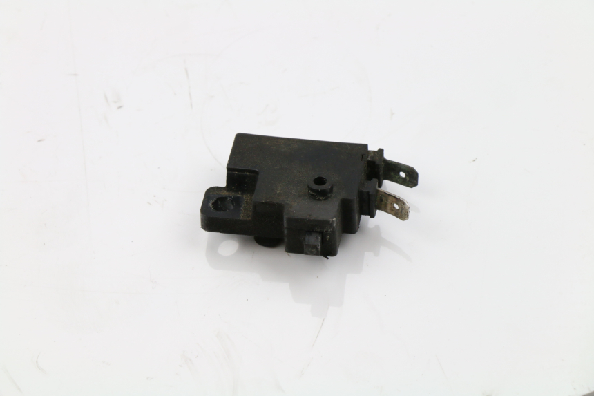 photo de RIGHT STOP LIGHT SWITCH HONDA CBR F 600 (1996 - 1998)