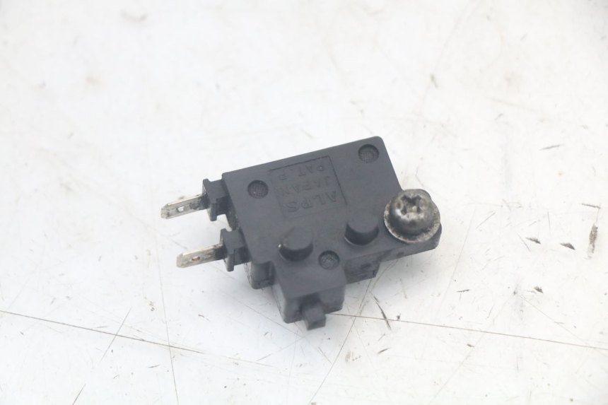 photo de RIGHT STOP LIGHT SWITCH HONDA FJS SILVERWING SILVER WING 600 (2001 - 2010)