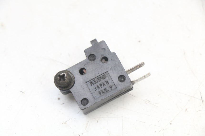 photo de RIGHT STOP LIGHT SWITCH HONDA NES AROBASE 125 (2000 - 2003)