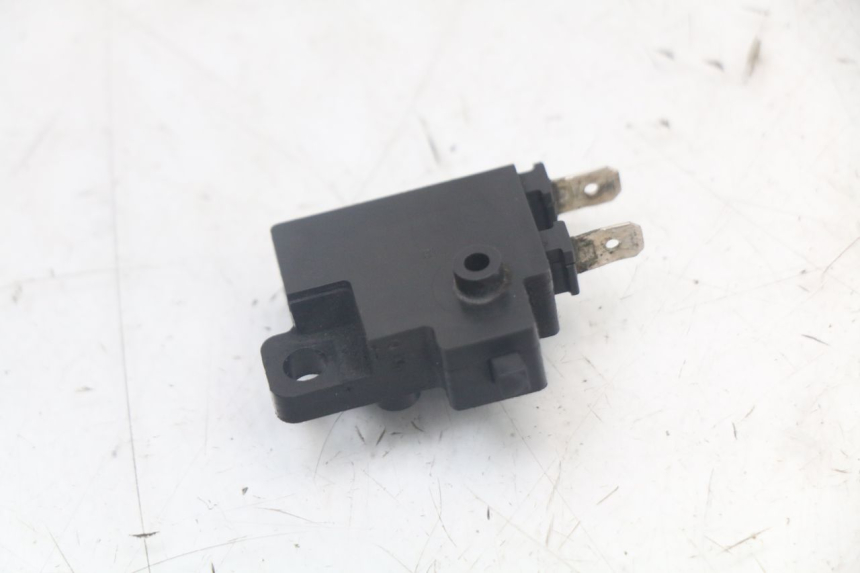 photo de RIGHT STOP LIGHT SWITCH HONDA NTV DEAUVILLE 650 (1998 - 2001)