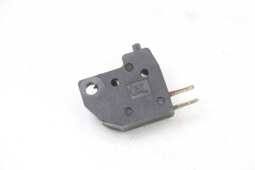 photo de RIGHT STOP LIGHT SWITCH KYMCO K-PW K-PIPE 50 (2012 - 2017)