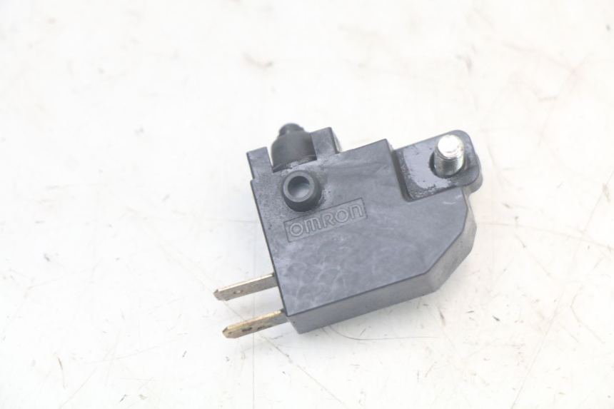 photo de RIGHT BRAKE LIGHT SWITCH KAWASAKI VERSYS ABS 650 (2015 - 2018)