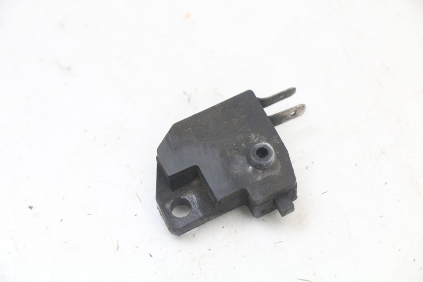 photo de RIGHT STOP LIGHT SWITCH KAWASAKI ZR7 ZR-7 S 750 (1999 - 2004)