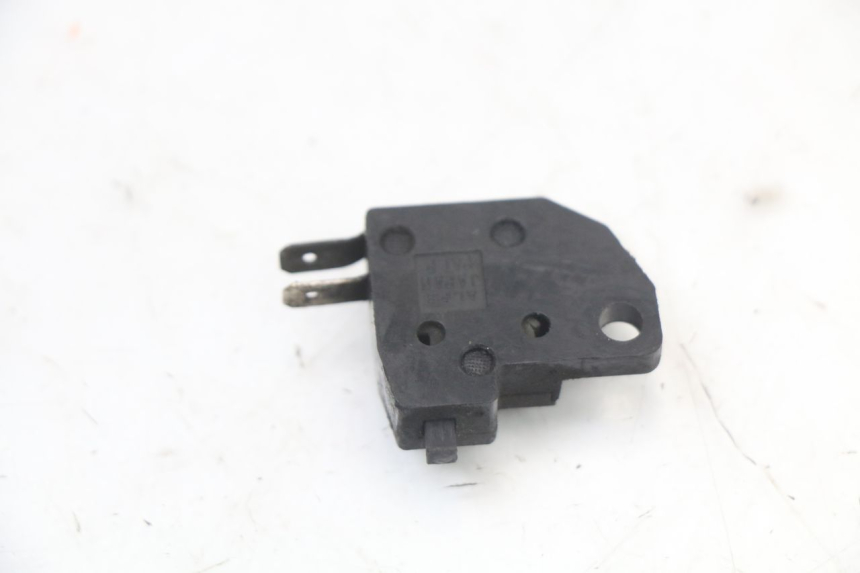 photo de RIGHT STOP LIGHT SWITCH KAWASAKI ZR7 ZR-7 S 750 (1999 - 2004)