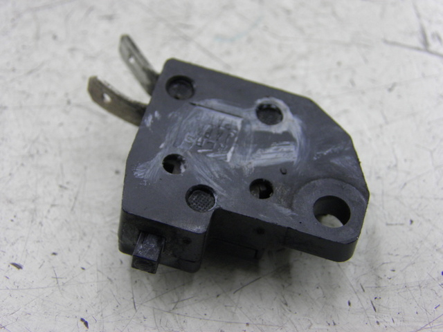 photo de RIGHT STOP LIGHT SWITCH KAWASAKI ZZR 600 (1995 - 2004)