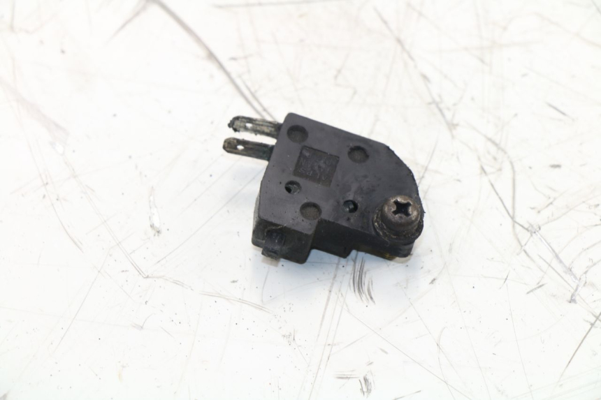 photo de RIGHT STOP LIGHT SWITCH KAWASAKI ZZR 600 (1995 - 2004)