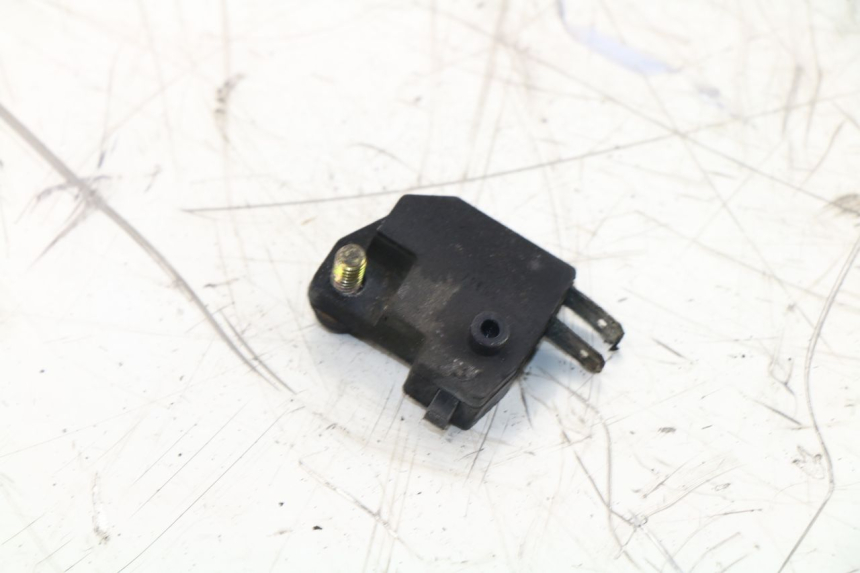 photo de RIGHT STOP LIGHT SWITCH KAWASAKI ZZR 600 (1995 - 2004)