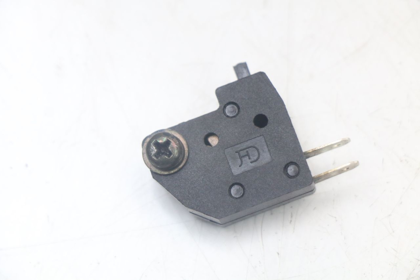 photo de RIGHT STOP LIGHT SWITCH KYMCO AGILITY 4T 50 (2018 - 2022)