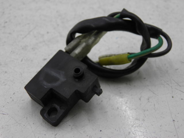 photo de RIGHT BRAKE LIGHT SWITCH KYMCO AGILITY 4T 50 (2005 - 2018)