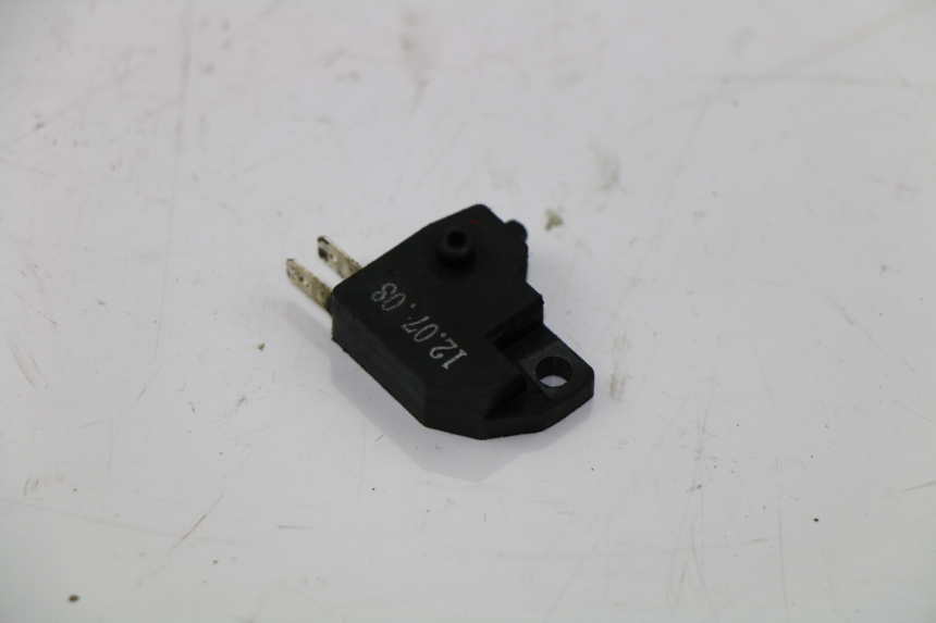 photo de RIGHT STOP LIGHT SWITCH KYMCO AGILITY CITY 4T 50 (2008 - 2016)