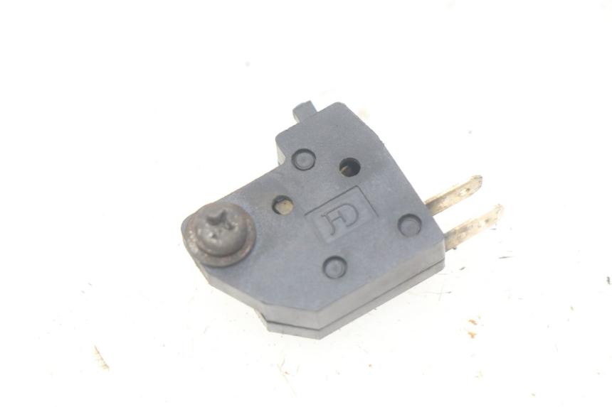 photo de RIGHT STOP LIGHT SWITCH KYMCO AGILITY RS 2T 50 (2009 - 2013)