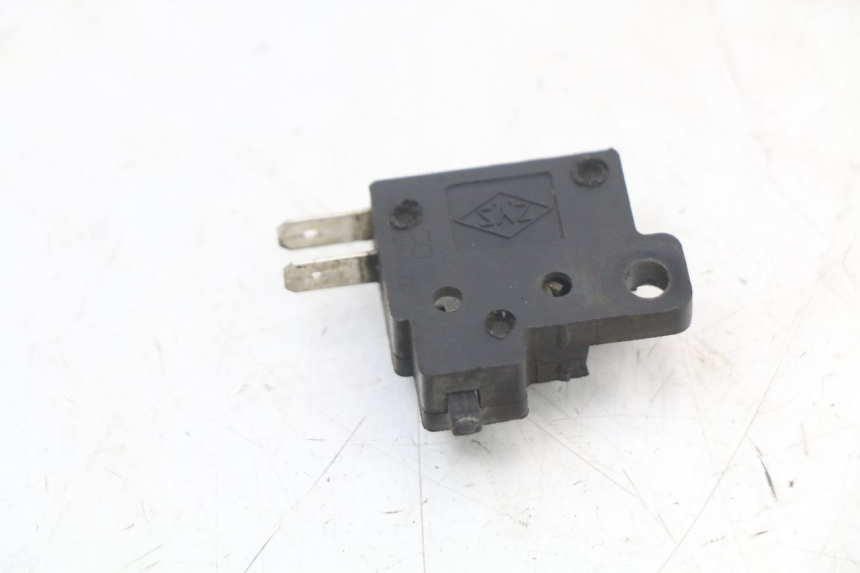 photo de RIGHT BRAKE LIGHT SWITCH KYMCO DINK 4T 50 (2007 - 2018)