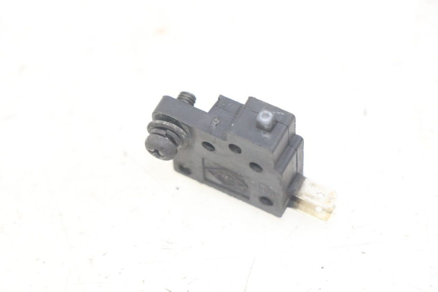 photo de RIGHT BRAKE LIGHT SWITCH KYMCO DINK STREET 125 (2009 - 2014)