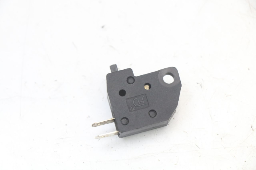 photo de RIGHT STOP LIGHT SWITCH KYMCO X-TOWN XTOWN 125 (2016 - 2021)