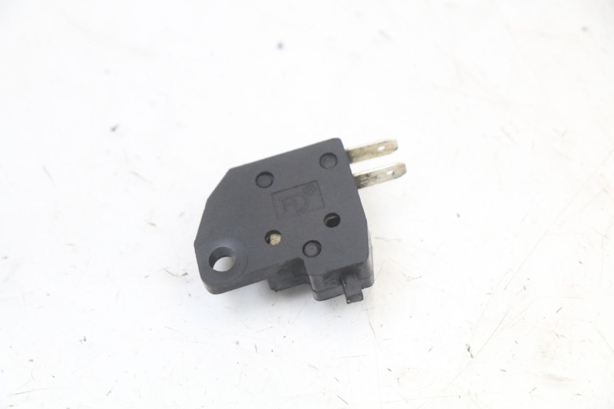 photo de RIGHT STOP LIGHT SWITCH KYMCO X-TOWN XTOWN 125 (2016 - 2021)