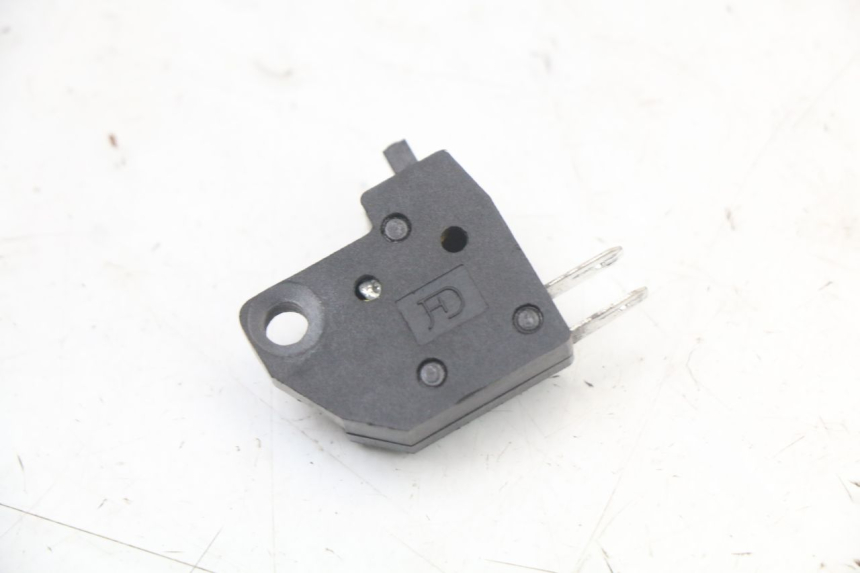 photo de RIGHT STOP LIGHT SWITCH LONGJIA DIGITA 4T 50 (2019 - 2022)