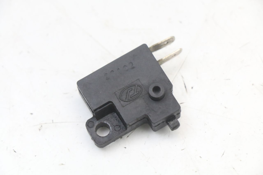 photo de RIGHT STOP LIGHT SWITCH MOTO GUZZI NORGE 8V GT 1200 (2011 - 2016)
