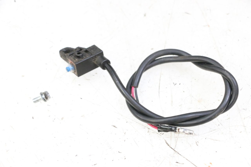photo de RIGHT STOP LIGHT SWITCH JM MOTORS OLDIES GT 4T 50 (2018 - 2025)