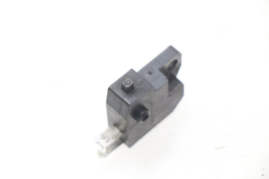 photo de RIGHT STOP LIGHT SWITCH SYM ORBIT 2 4T 50 (2018 - 2022)