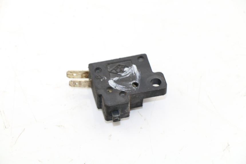 photo de RIGHT STOP LIGHT SWITCH KYMCO PEOPLE S 125 (2000 - 2008)