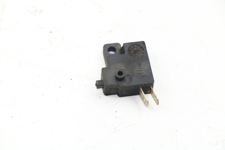 photo de RIGHT STOP LIGHT SWITCH KYMCO PEOPLE S 125 (2000 - 2008)