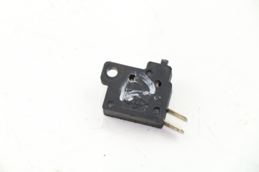 photo de RIGHT STOP LIGHT SWITCH KYMCO PEOPLE S 125 (2000 - 2008)