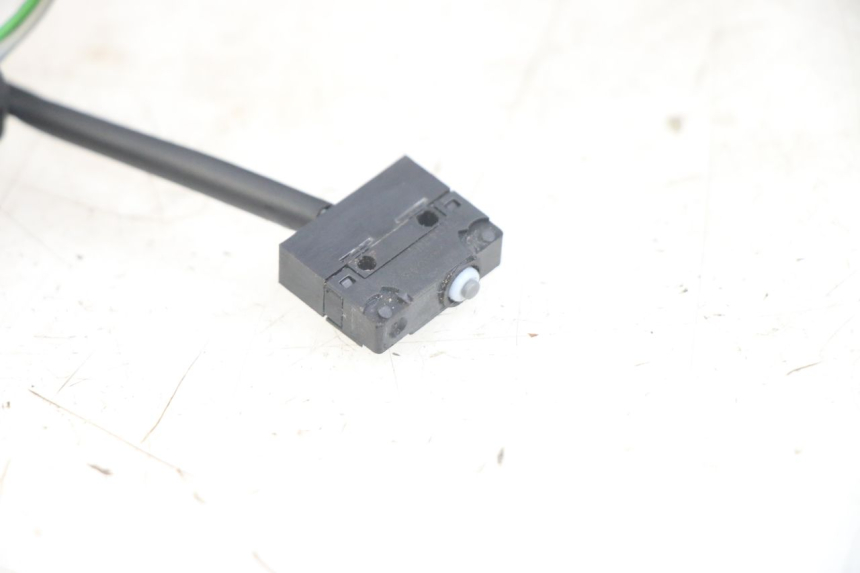 photo de RIGHT STOP LIGHT SWITCH PEUGEOT GEOPOLIS RS 125 (2007 - 2009)