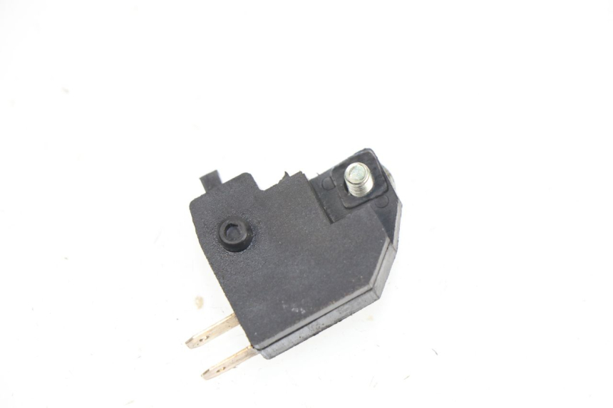 photo de RIGHT STOP LIGHT SWITCH PEUGEOT KISBEE 4T 50 (2010 - 2017)