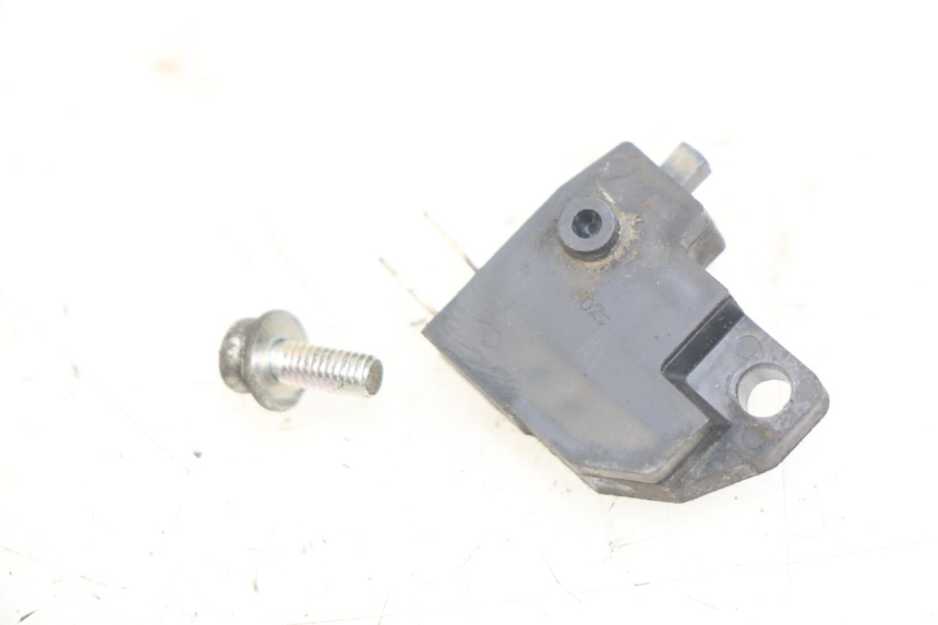 photo de RIGHT BRAKE LIGHT SWITCH PEUGEOT SATELIS 125 (2010 - 2012)