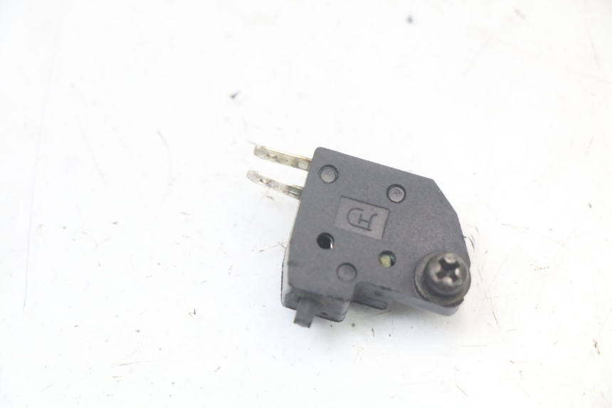 photo de RIGHT STOP LIGHT SWITCH PEUGEOT STREETZONE 4T 50 (2018 - 2023)