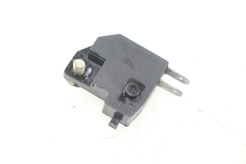 photo de RIGHT STOP LIGHT SWITCH PEUGEOT SUM UP 125 (2008 - 2013)