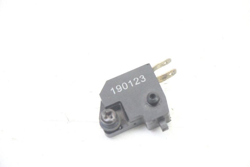 photo de RIGHT STOP LIGHT SWITCH PEUGEOT TWEET PRO CARGO 50 (2018 - 2020)