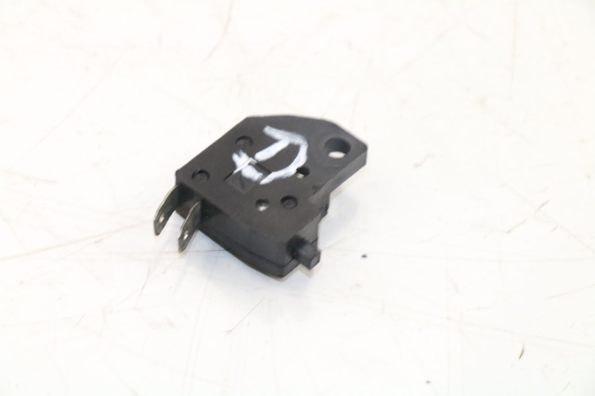 photo de RIGHT STOP LIGHT SWITCH PEUGEOT V-CLIC VCLIC 50 (2007 - 2013)