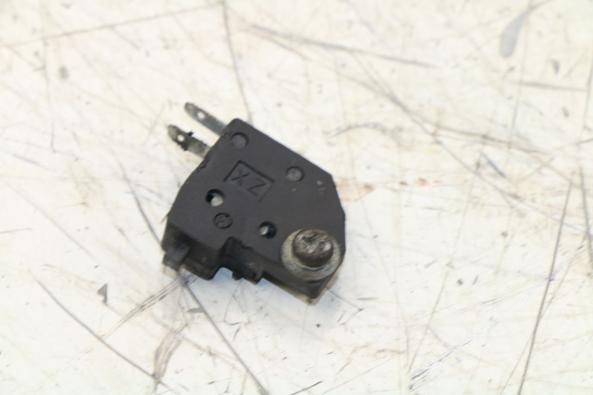 photo de RIGHT STOP LIGHT SWITCH PEUGEOT V-CLIC VCLIC 50 (2007 - 2013)