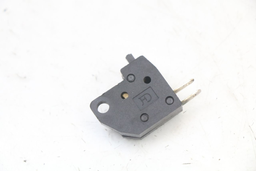 photo de RIGHT STOP LIGHT SWITCH REGAL RAPTOR SPYDER 125 (2010 - 2018)