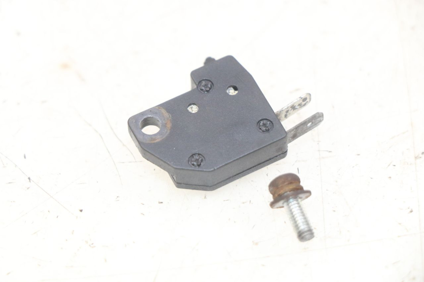 photo de RIGHT STOP LIGHT SWITCH PEUGEOT SATELIS 125 (2006 - 2009)