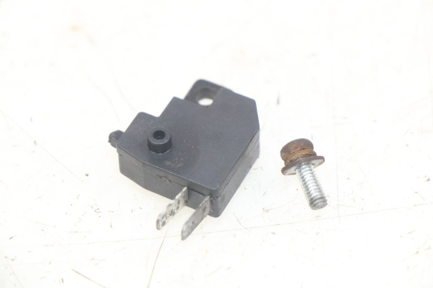 photo de RIGHT STOP LIGHT SWITCH PEUGEOT SATELIS 125 (2006 - 2009)