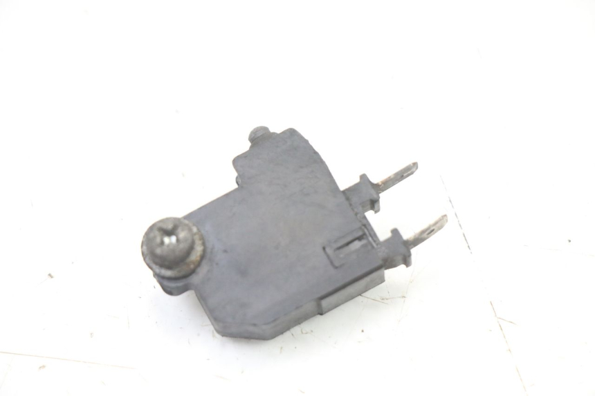 photo de RIGHT STOP LIGHT SWITCH PEUGEOT SATELIS 125 (2013 - 2018)