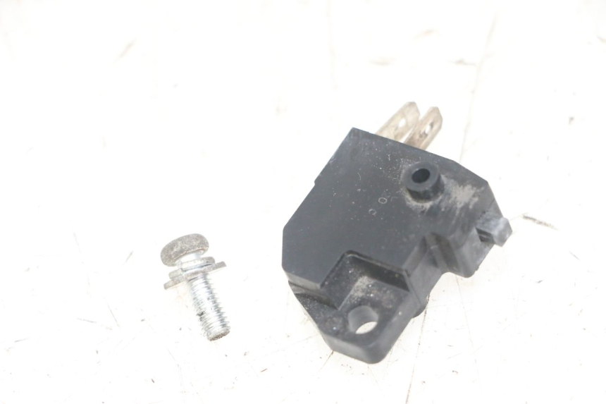 photo de RIGHT STOP LIGHT SWITCH PEUGEOT SATELIS 125 (2013 - 2018)