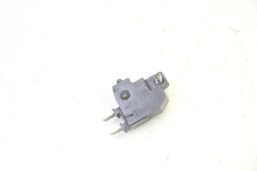photo de RIGHT STOP LIGHT SWITCH PEUGEOT SATELIS 125 (2006 - 2009)